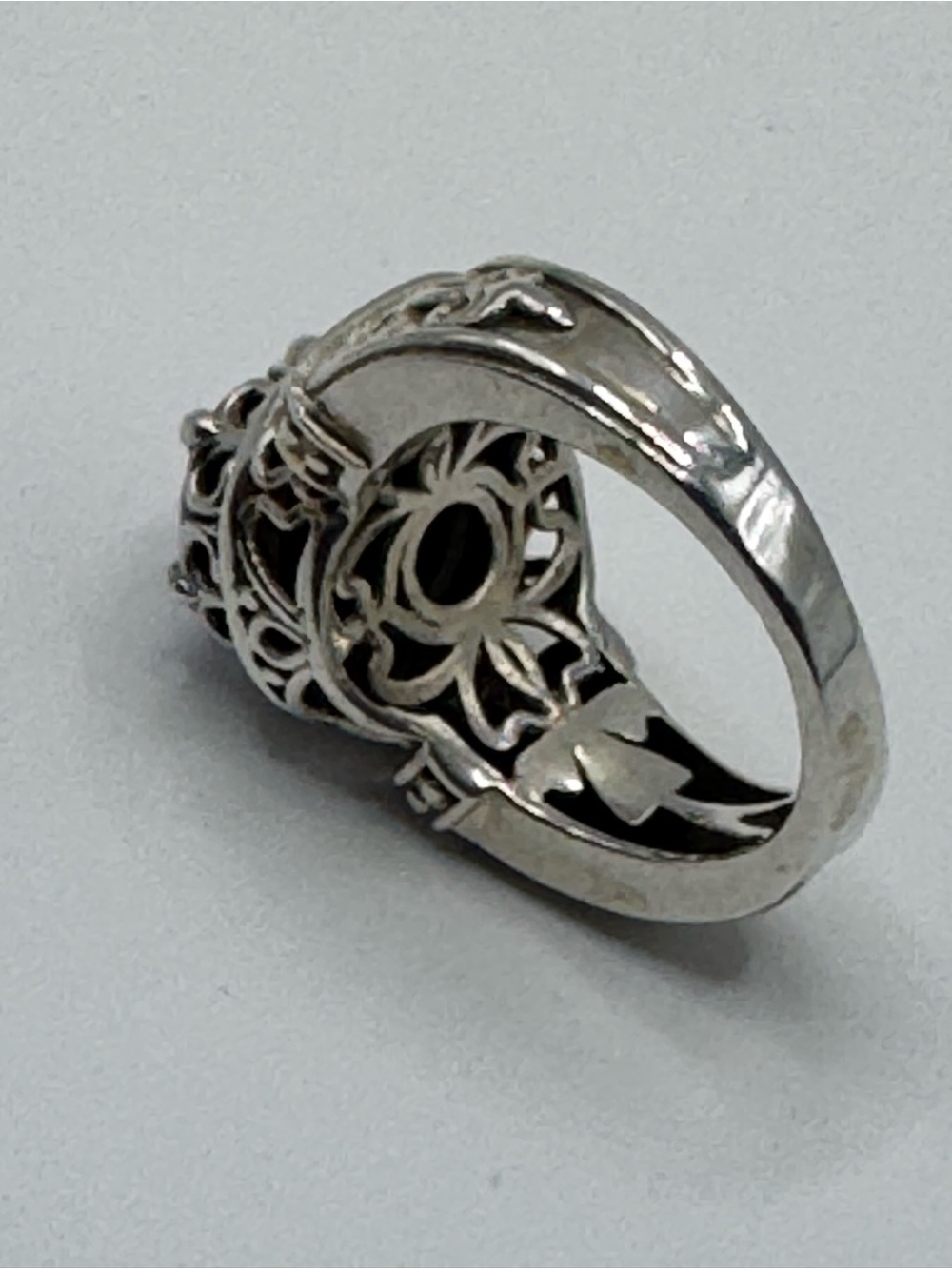 Vintage Sterling Silver Crown Mount Purple Stone Ring - Picture 9 of 13